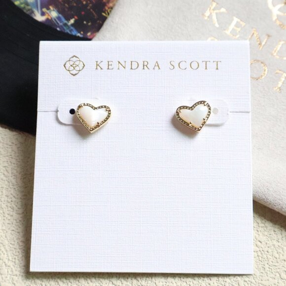 Kendra Scott Jewelry - Kendra Scott Ari Heart Gold Stud Earrings Ivory Mother-Of-Pearl NEW